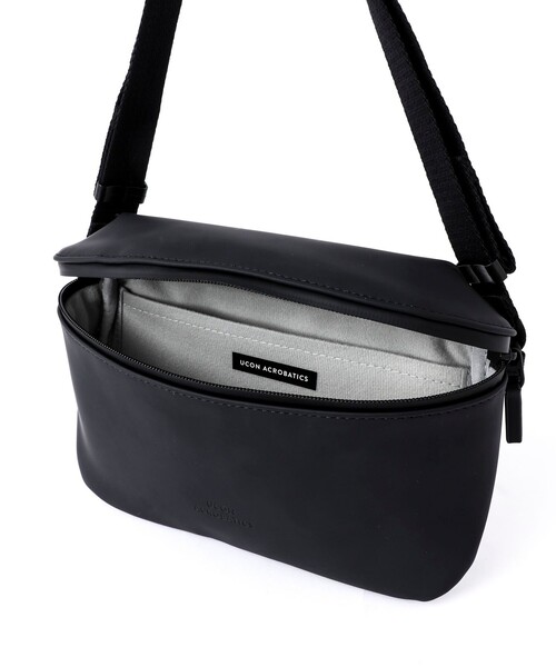 UCON ACROBATICS(ユーコンアクロバティックス)の「【UCON ACROBATICS/ユーコン・アクロバティックス】Jona Large Bag(ショルダーバッグ・メンズ・ミント/ブラック・FREE)」の18枚目の写真