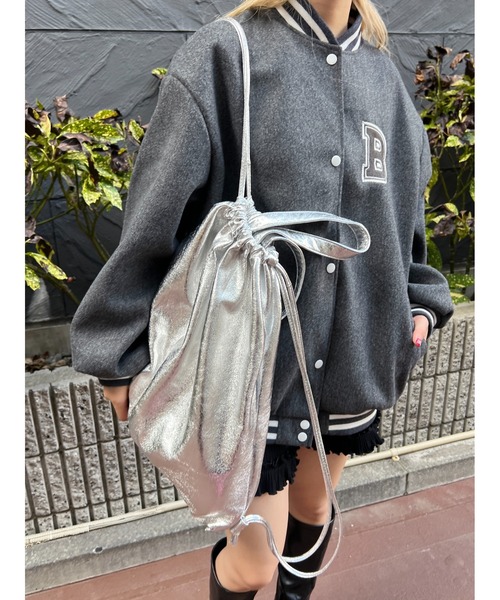 WC（ダブル シー）の「メタリック2WAYナップサック（バックパック/リュック・レディース・シルバー/ピンク・FREE）」の4枚目の写真