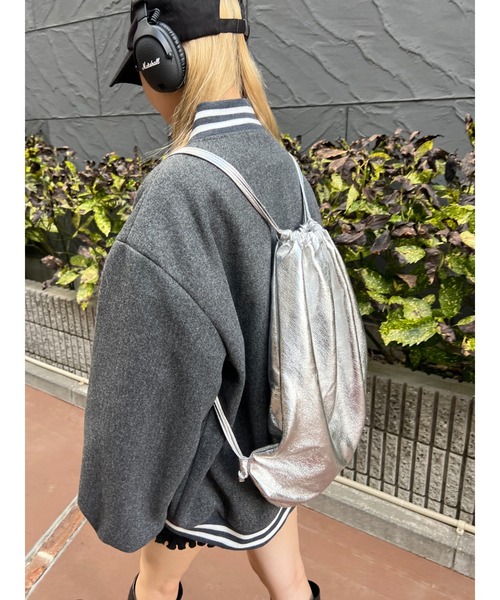 WC（ダブル シー）の「メタリック2WAYナップサック（バックパック/リュック・レディース・シルバー/ピンク・FREE）」の6枚目の写真