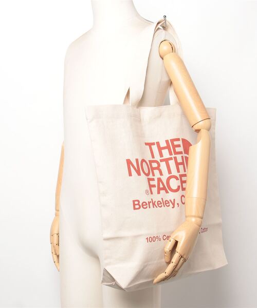 THE NORTH FACE(ザノースフェイス)の「【THE NORTH FACE/ザ ノースフェイス】ORGANIC C TOTE(トートバッグ・メンズ・カーキ/ブラック/グリーン/レッド/グレー/ブルー/ブラック系その他・FREE)」の11枚目の写真
