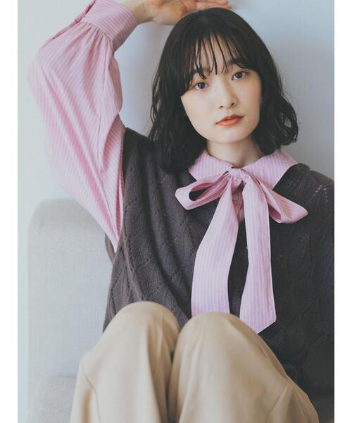 ehka sopo（エヘカソポ）の「Vネックニットベスト（ベスト・レディース・モカ/プラム/グリーン/キナリ・F）」の9枚目の写真