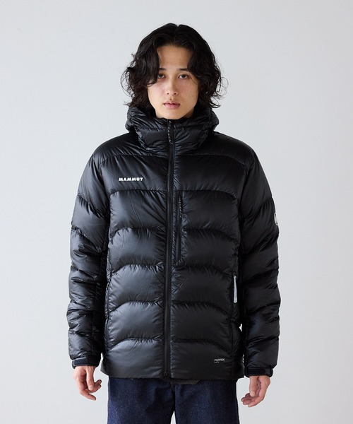 MAMMUT フード付きダウンジャケット Mサイズ　ブラック MAMMUT フード付きダウンジャケット Mサイズ ブラック マムート ダウン