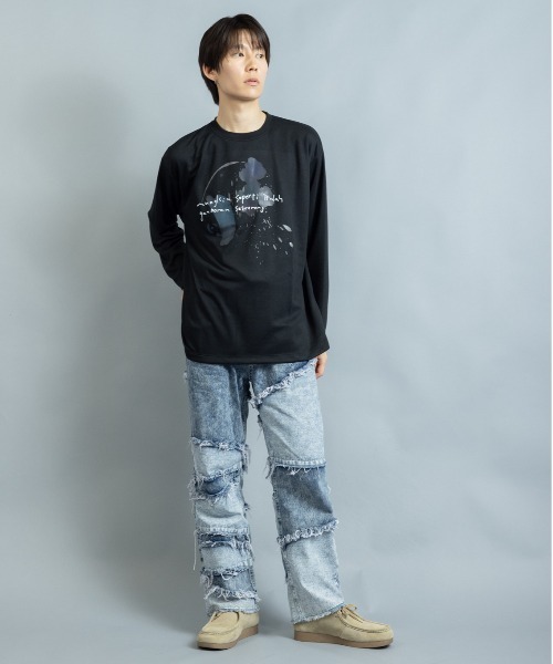 En serio TOKYO（エンソリオトーキョー）の「コットンタッチダンボール 水彩アートプリント ロンT（Tシャツ/カットソー・メンズ・ブラック/ホワイト/グレイッシュブルー・L/M）」の9枚目の写真