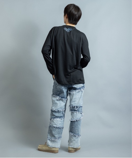 En serio TOKYO（エンソリオトーキョー）の「コットンタッチダンボール 水彩アートプリント ロンT（Tシャツ/カットソー・メンズ・ブラック/ホワイト/グレイッシュブルー・L/M）」の11枚目の写真