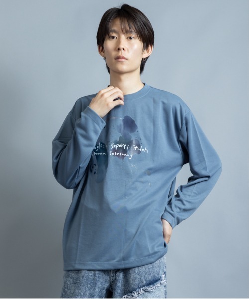 En serio TOKYO（エンソリオトーキョー）の「コットンタッチダンボール 水彩アートプリント ロンT（Tシャツ/カットソー・メンズ・ブラック/ホワイト/グレイッシュブルー・L/M）」の17枚目の写真