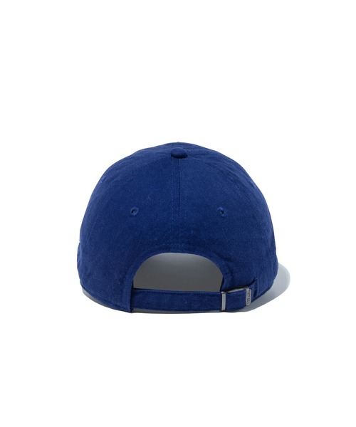 NEW ERA（ニューエラ）の「NEW ERA LOS ANGELES DODGERS MID LOGO CASUAL CLASSIC（ニューエラ ロサンゼルス・ドジャース ミッドロゴ カジュアル クラシック）（キャップ・メンズ・ロイヤルブルー・FREE）」の2枚目の写真