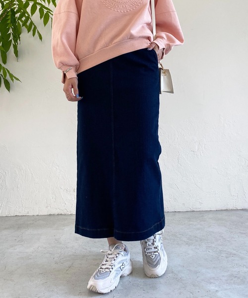 un dix cors（アンディコール）の「ストレッチナロー裏起毛スカート（スカート・レディース・ネイビー/ブルー・FREE）」の2枚目の写真