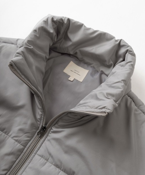 make a ray!（メイク ア レイ！）の「ワイドシルエット スタンドカラーデザイン 中綿パファージャケット/ミリタリージャケット（ブルゾン・メンズ・ブラック/カーキ/アイボリー/グレー・M/L/XL）」の7枚目の写真