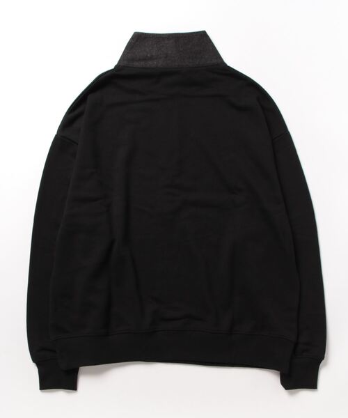 CERCA（チェルカ）の「【BEL】ビッグシルエット フロントロゴ 刺繍 ハーフZIP スウェット(BG/)（スウェット・メンズ・ブラック/ライトグレー/ブラウン・MEDIUM/LARGE）」の4枚目の写真