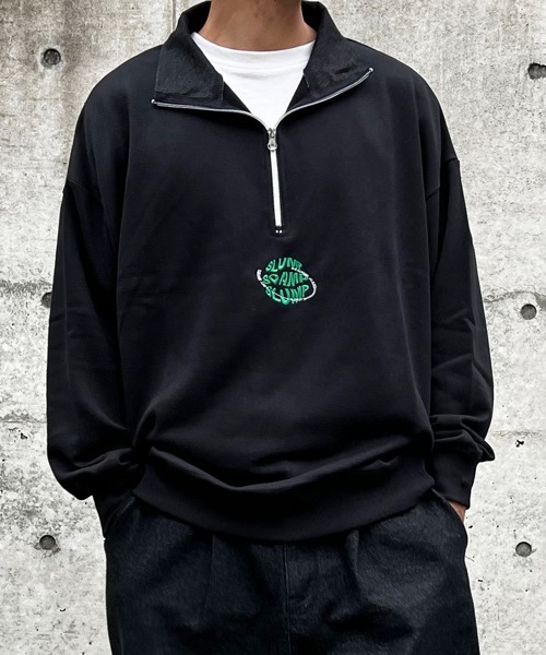 CERCA（チェルカ）の「【BEL】ビッグシルエット フロントロゴ 刺繍 ハーフZIP スウェット(BG/)（スウェット・メンズ・ブラック/ライトグレー/ブラウン・MEDIUM/LARGE）」の10枚目の写真