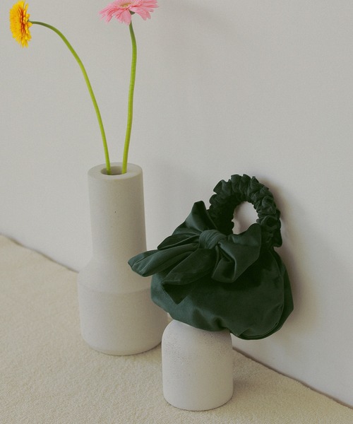 EFOLE（エフォル）の「ベロア リボン フリル ハンドル バッグ オケージョン/結婚式（トートバッグ・レディース・グリーン/ワイン・FREE）」の2枚目の写真