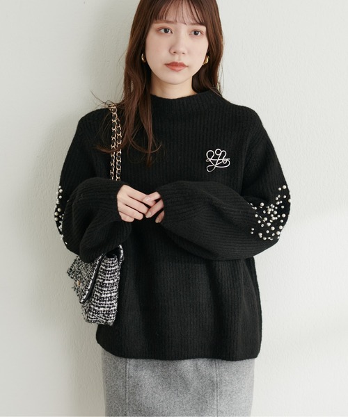 natural couture(ナチュラルクチュール)の「ビジュースリーブもちもち畦ニット(ニット/セーター・レディース・ブラック/オフホワイト/グレー系その他/サーモンピンク・FREE)」の11枚目の写真