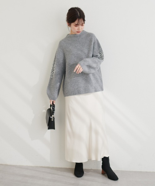 natural couture(ナチュラルクチュール)の「ビジュースリーブもちもち畦ニット(ニット/セーター・レディース・ブラック/オフホワイト/グレー系その他/サーモンピンク・FREE)」の16枚目の写真