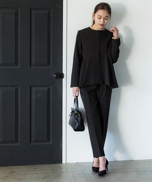 coca（coca）（コカ）の「セットアップ対応ペプラムジャケット（ノーカラージャケット・レディース・ブラック/ライトベージュ・L/M）」の11枚目の写真