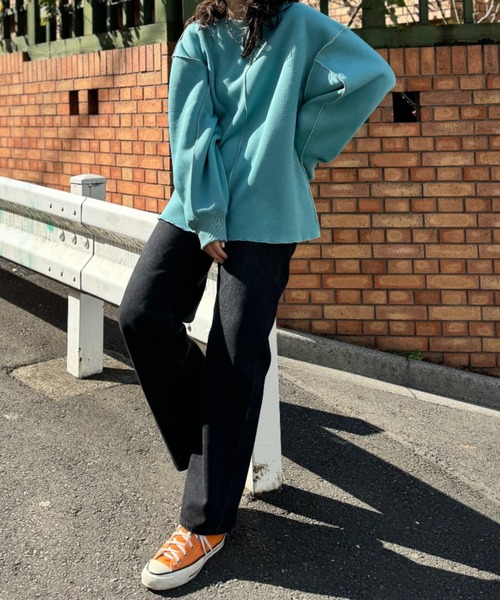 mi via loca（ミヴィアロカ）の「裏起毛配色メロープルオーバー（スウェット・レディース・パープル/ネイビー/ピンク/トップグレー/オートミール/チャコールグレー/ブルーグリーン/ブラック・FREE）」の18枚目の写真