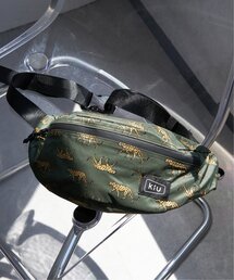 KiU（キウ）の「【WEB限定】KiU ウォータープルーフボディバッグ【撥水／防水】（ショルダーバッグ）」