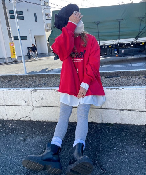 feepur by saya（フェピュールバイサヤ）の「Asmalロゴスウェット（スウェット・レディース・オレンジ/オートミール/レッド/オフホワイト・MEDIUM）」の5枚目の写真