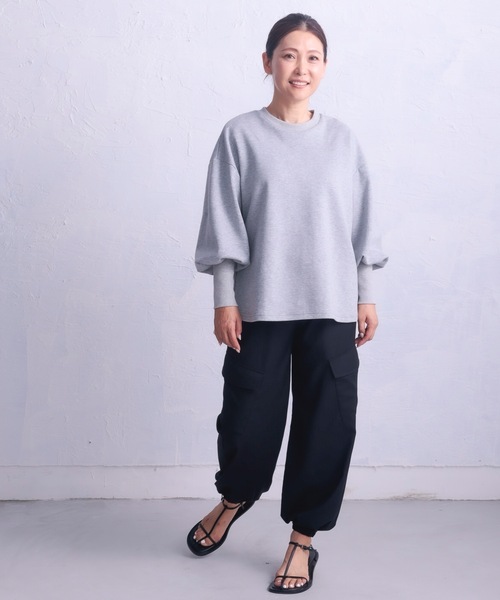 COCO WALK（ココウォーク）の「COCOWALK:C+H :Puff sleeve Punch Sweat/パフスリーブ ポンチスウェット（スウェット・レディース・ブラック/グレー・FREE）」の7枚目の写真