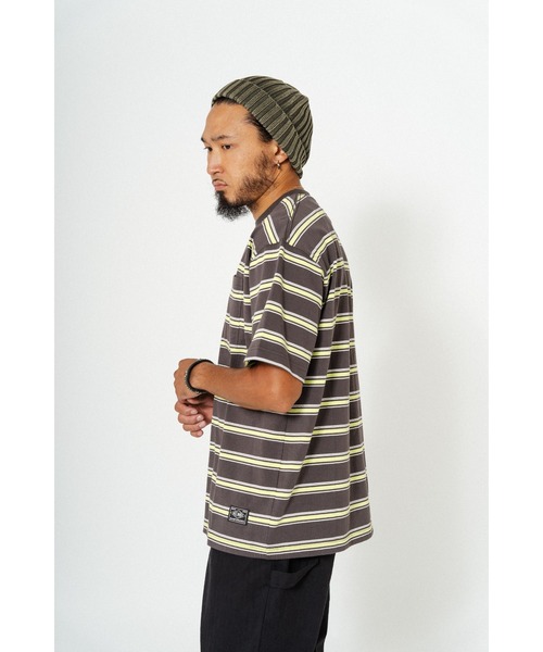 BIG MIKE(ビッグマイク)の「BIG MIKE ビッグマイク サングラスポケット 半袖ボーダーTシャツ 102428590(Tシャツ/カットソー・メンズ・グリーン×オレンジ/グレー系その他/ベージュ系その他/サンドベージュ・MEDIUM/LARGE/X-LARGE)」の14枚目の写真