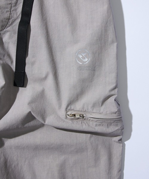 WHO'S WHO gallery（フーズフーギャラリー）の「【KOOKY'N/クーキー】BRONXジップパンツ（チノパンツ・メンズ・ライトグレー/チャコールグレー/アイボリー/ブラック/ネイビー・FREE）」の13枚目の写真