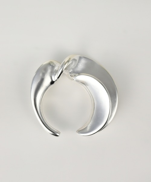 Nothing And Others(ナッシングアンドアザーズ)の「「Nothing And Others/ナッシングアンドアザーズ」Asymmetry twist Ring(リング・レディース・シルバー・FREE)」の1枚目の写真