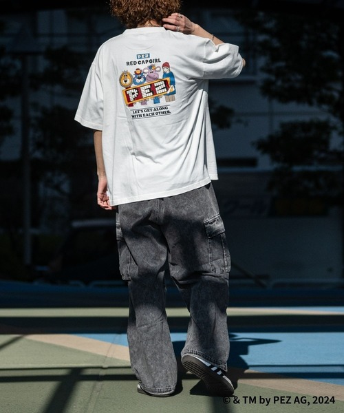 Red Cap Girl（レッドキャプガール）の「【a-r】〔PEZ×Red Cap Girl〕天竺 バックイラスト BIG TEE（Tシャツ/カットソー・メンズ・ブルー系1/カーキ系1/グレー系1/ホワイト系1/ホワイト系2/ブルー系2/カーキ系2/グレー系2・MEDIUM/LARGE）」の9枚目の写真