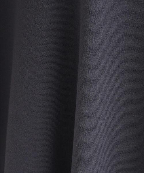 INDIVI(インディヴィ)の「◆【洗える/Tシャツライク】オーバーサイズニット(ニット/セーター・レディース・ナチュラル/チャコールグレー/ブラック・38/15 /13/34)」の12枚目の写真