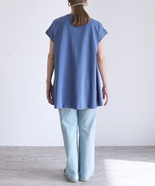 reca（レカ）の「【接触冷感】フレンチスリーブフレアTシャツ（Tシャツ/カットソー・レディース・ブラック/モーブ系/オフホワイト/ブルー系その他/ピンク系その他/チャコールグレー・M）」の13枚目の写真