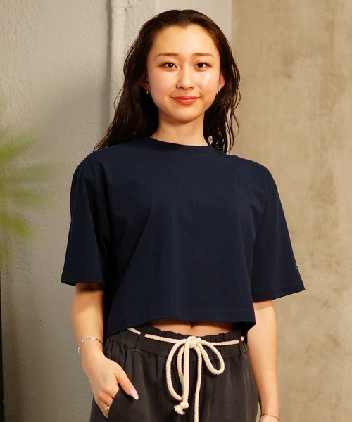 ムラサキスポーツ(ムラサキスポーツ)の「RIKKA FEMME/リッカファム ショートTシャツ 無地 ショート丈 RF24SS20(Tシャツ/カットソー・レディース・ホワイト/ネイビー/ミント・FREE)」の8枚目の写真