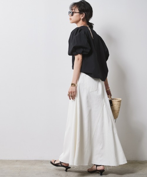 CHIC STYLE(シックスタイル)の「 綿100%デニムフレアマキシスカート <大きいサイズ有>シックスタイル(スカート・レディース・ブルー系/ネイビー系/ホワイト系・5L/4L/3L/LL/L/M)」の2枚目の写真