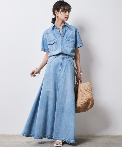 CHIC STYLE(シックスタイル)の「 綿100%デニムフレアマキシスカート <大きいサイズ有>シックスタイル(スカート・レディース・ブルー系/ネイビー系/ホワイト系・5L/4L/3L/LL/L/M)」の1枚目の写真