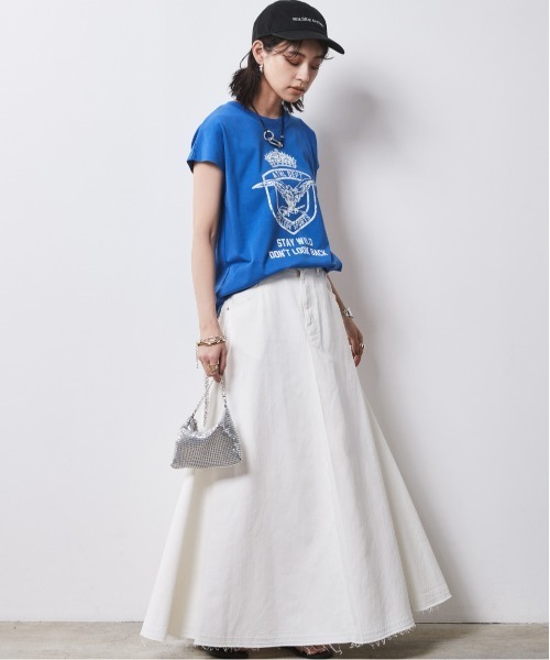CHIC STYLE(シックスタイル)の「 綿100%デニムフレアマキシスカート <大きいサイズ有>シックスタイル(スカート・レディース・ブルー系/ネイビー系/ホワイト系・5L/4L/3L/LL/L/M)」の15枚目の写真