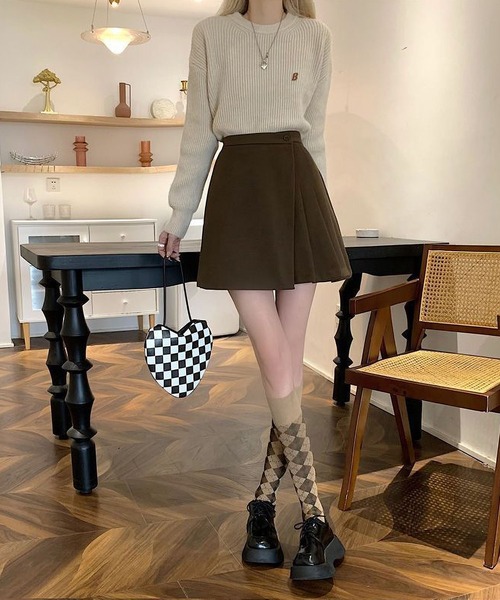 MAISON DE THERESE(メゾン ド テレーズ)の「パンツ付きハイウエストAラインミニプリーツスカート(スカート・レディース・ブラウン/ブラック・S/M/L)」の11枚目の写真