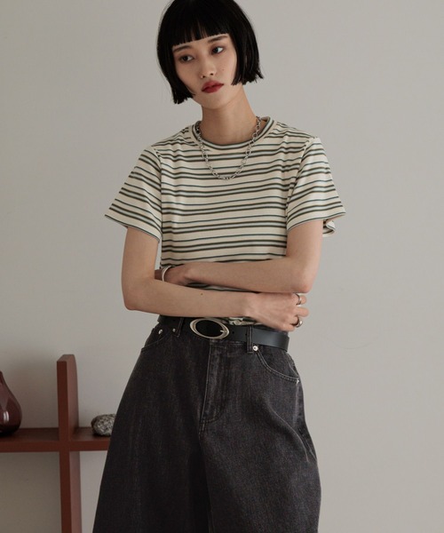 LOWRYS FARM（ローリーズファーム）の「フライスチビＴシャツＳＳ 111954（Tシャツ/カットソー・レディース・ブラック/その他/ホワイト/ブラウン/ネイビー/ホワイト系その他/ブルー系その他/ブラウン系その他・FREE）」の3枚目の写真