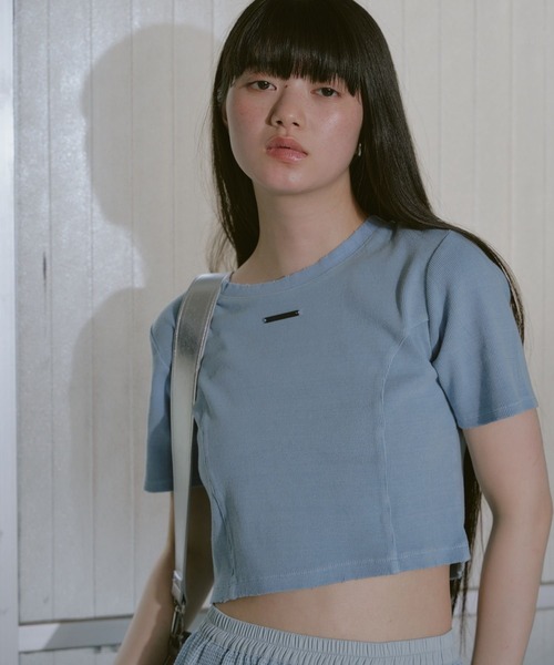 RAY CASSIN(レイカズン)の「コンパクトピグメントダメージT(Tシャツ/カットソー・レディース・ベージュ/ブラック/ブルー/ホワイト/ピンク・FREE)」の16枚目の写真