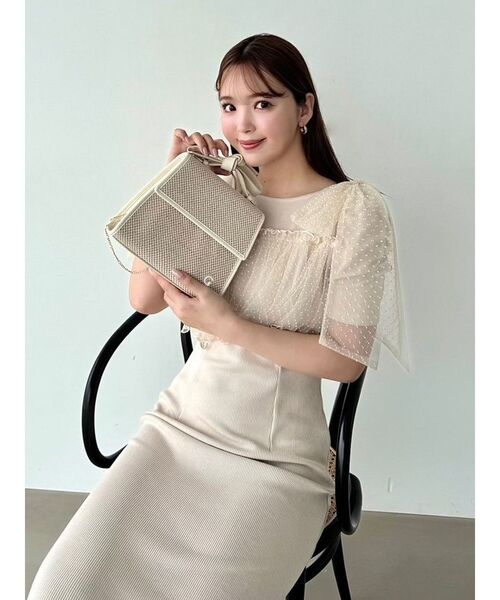 CALNAMUR（カルナムール）の「2WAYリボンポイントバッグ（ハンドバッグ・レディース・アイボリー/ブラック・FREE）」の6枚目の写真