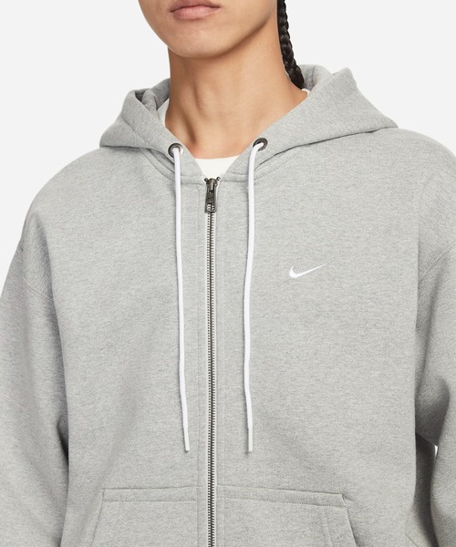 NIKE（ナイキ）の「NIKE SOLO SWOOSH HW FULLZIP L/S HOODIE DR0404