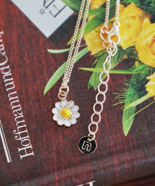 niko and（ニコアンド）の「フラワートップネックレス（ネックレス