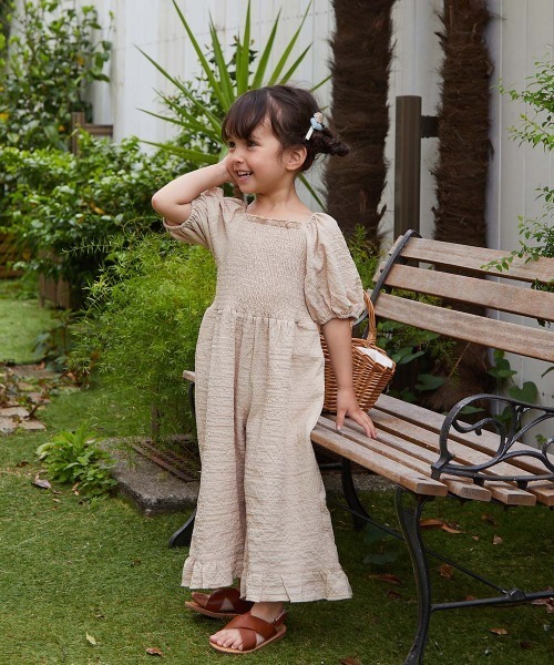 riziere（リジェール）の「パフスリーブシャーリングオールインワン（つなぎ/オールインワン・キッズ・ライトベージュ/ラベンダー・90/100/110/120/130/140/150）」の2枚目の写真