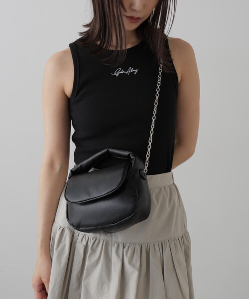 FREE'S MART（フリーズマート）の「◆パフバッグ（ショルダーバッグ・レディース・ライトグリーン/ブラック・ﾌﾘ-）」の2枚目の写真