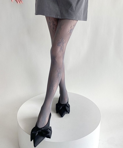 c.u.l（シーユーエル）の「フラワーレースタイツ カラー網タイツ cula909（タイツ/ストッキング・レディース・グレー/ブラック/ブラウン/ピンク/ホワイト/パープル・FREE）」の10枚目の写真