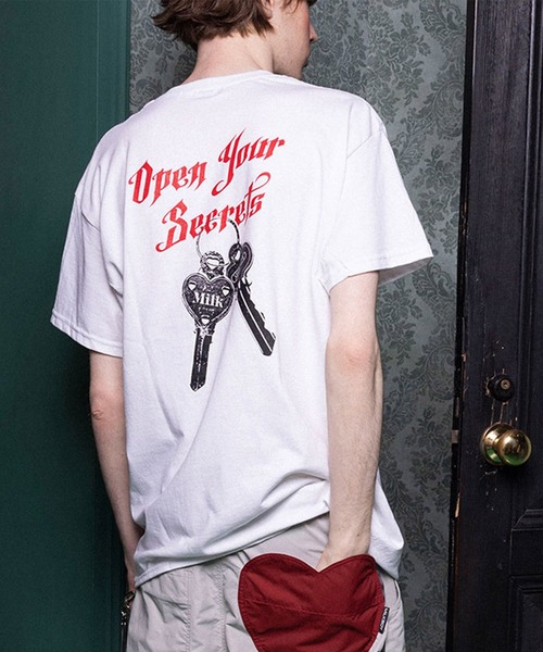 MILKBOY(ミルクボーイ)の「SECRET KEYS Tシャツ(Tシャツ/カットソー・レディース・A/C/B・L/M)」の6枚目の写真