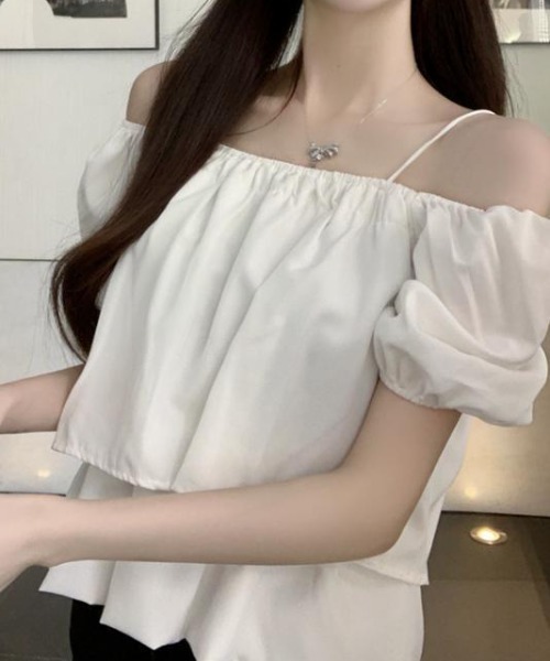 tolene(トレネ)の「2way オフショルダー ティアード ギャザー パフスリーブ シフォンブラウス(シャツ/ブラウス・レディース・ブラック/ホワイト・FREE)」の13枚目の写真