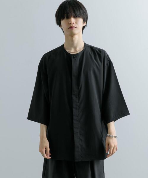 SENSE OF PLACE by URBAN RESEARCH(センスオブプレイスバイアーバンリサーチ)の「ノーカラールーズシャツ(5分袖)(シャツ/ブラウス・メンズ・ブラック/チャコールグレー・LARGE/MEDIUM)」の6枚目の写真