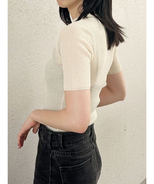MURUA（ムルーア）の「スパンコールハーフスリーブニット（ニット/セーター・レディース・ブルー/アイボリー/ブラウン/ブラック・FREE）」の18枚目の写真