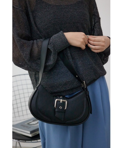 AZUL by moussy(アズールバイマウジー)の「バックルベルトハンドルバッグ(ハンドバッグ・レディース・ブラック/シルバー・FREE)」の3枚目の写真