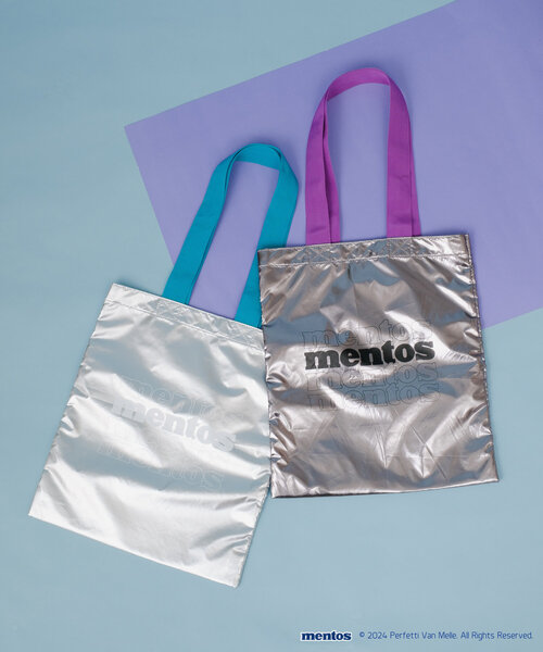 BIRTHDAY BAR(バースデイバー)の「【mentos メントス】メタリックトートバッグ(トートバッグ・レディース・シルバー/シルバー系その他・0)」の19枚目の写真