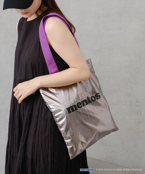 BIRTHDAY BAR(バースデイバー)の「【mentos メントス】メタリックトートバッグ(トートバッグ・レディース・シルバー/シルバー系その他・0)」の9枚目の写真