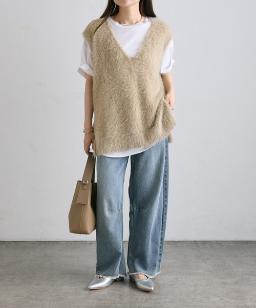PUAL CE CIN（ピュアルセシン）の「シャギーニットチュニック丈Vネックベスト（ベスト・レディース・チャコールグレー/ベージュ・FREE）」の8枚目の写真