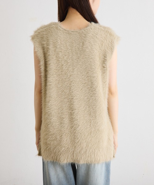 PUAL CE CIN（ピュアルセシン）の「シャギーニットチュニック丈Vネックベスト（ベスト・レディース・チャコールグレー/ベージュ・FREE）」の19枚目の写真